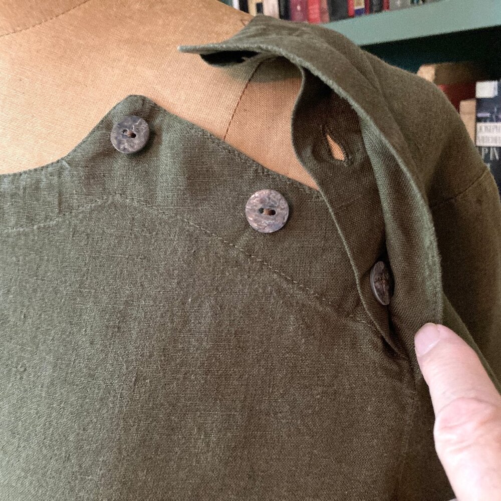 Flax 100% Linen Top With 3-Button Feature - image 8